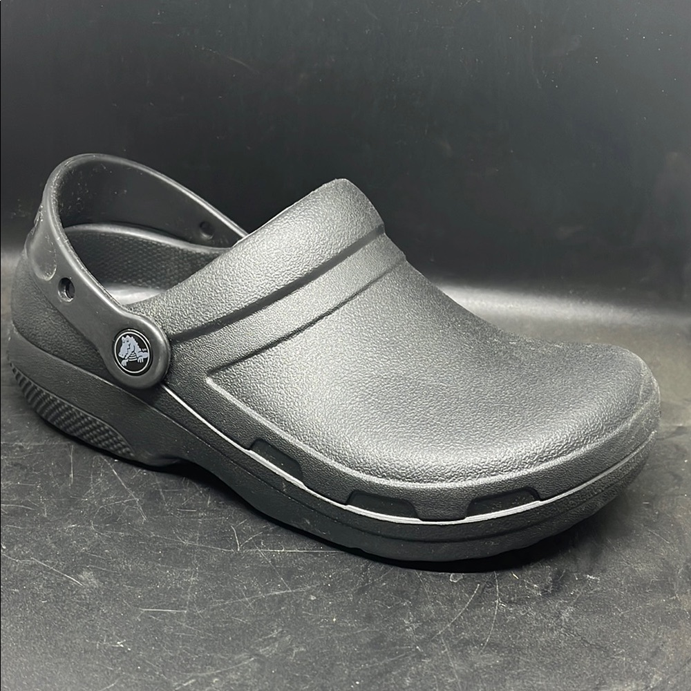New Crocs Classic Black Clog Slip-On Shoes Size Mens 4 and Women’s 6